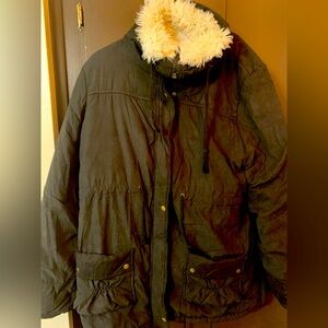 Gently used women’s jacket. Size XL